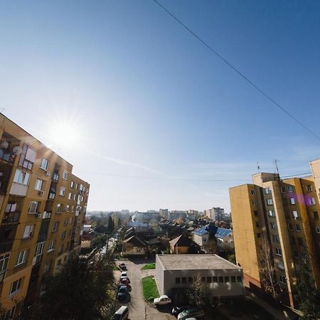 2 Найкраще Розташування В Місті Нова Квартира В Центрі Úzhgorod Exterior foto